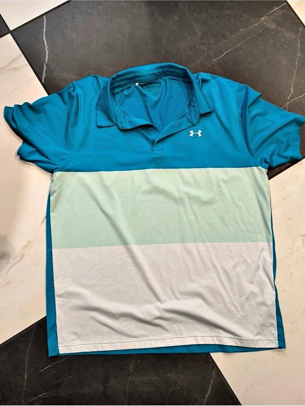 Under Armour Playoff Polo Color Block Polo Blue & Green 2XL Like New